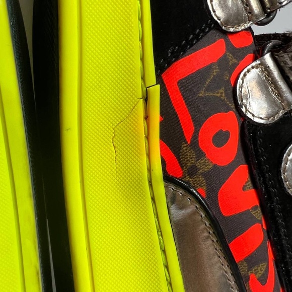 LOUIS VUITTON Stephen Spouse Graffiti Orange High-Top Sneakers US size 10 - Picture 7 of 12